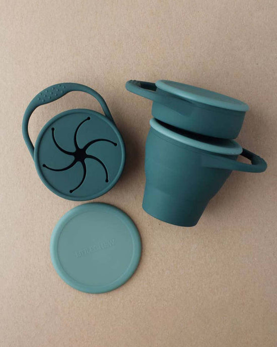 Little little chew accessories foldable silicone snack cup in pine